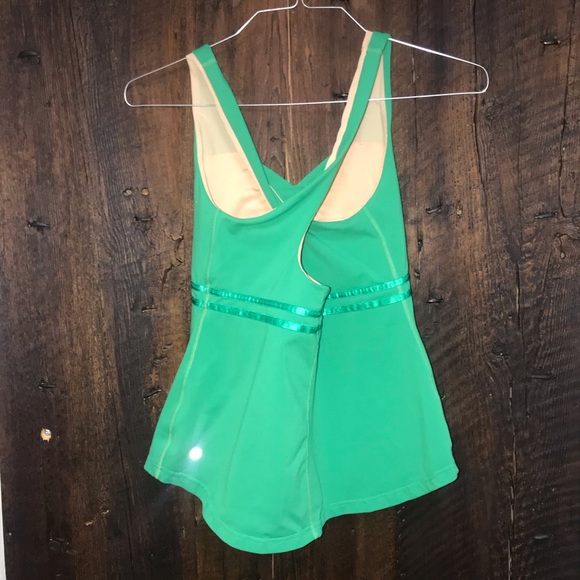 Lululemon Workout Tank Top - Picture 3 of 4